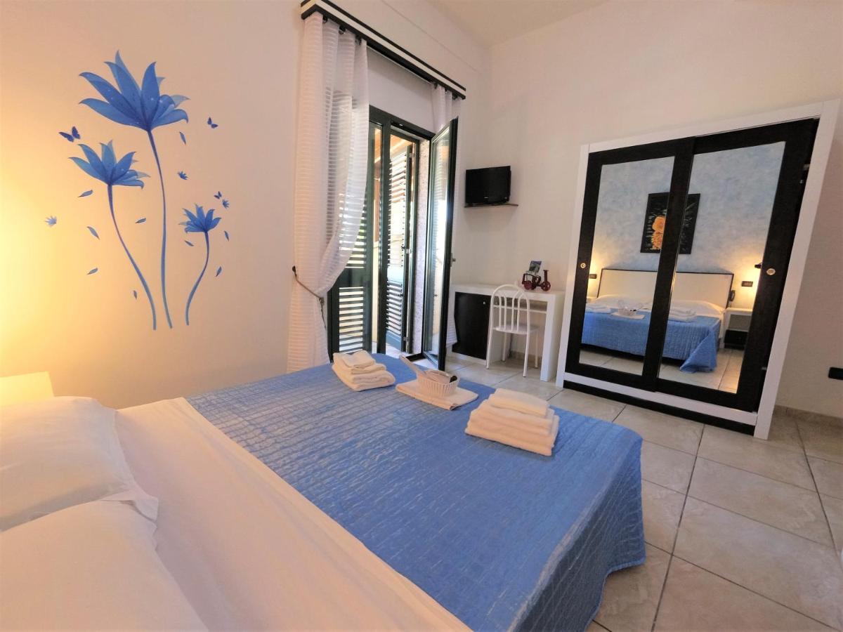 Hotel Alba Chiara Sant'andrea Salento 3*