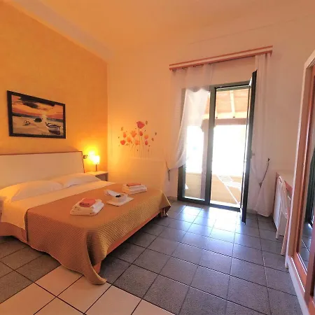 Hotel Alba Chiara Sant'Andrea Salento Extérieur photo